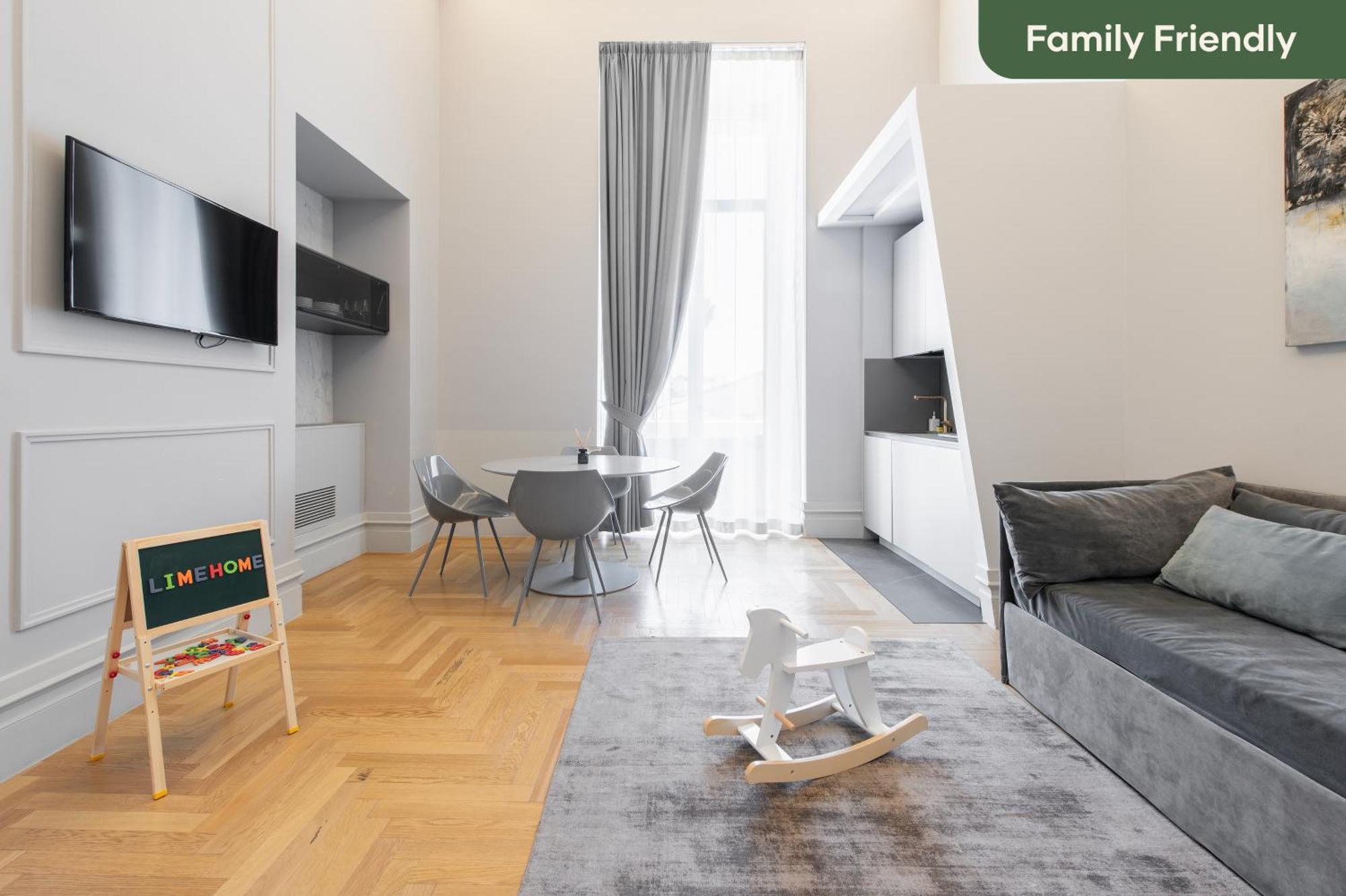 Limehome Lecce Palazzo Bn Exterior foto